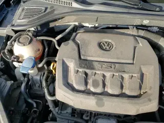 ✅ 2022 Volkswagen Passat SE • VIN: 1VWSA7A35NC008458 • Лот: 93019985. Опубликован ранее на Copart с пробегом 89 261 миль. Бесплатный доступ к архиву аукционных продаж из США и подробный отчёт об истории автомобиля на DreamBid. Изображение 13.