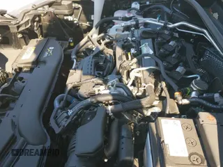 ✅ 2025 Toyota Corolla Cross L • VIN: 7MUAAAAG7SV149014 • Лот: 43561136. Опубликован ранее на IAAI с пробегом 2 502 миль. Бесплатный доступ к архиву аукционных продаж из США и подробный отчёт об истории автомобиля на DreamBid. Изображение 19.