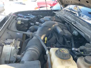 ✅ 2010 Ford F-250 XL • VIN: 1FTSW2BY7AEB10862 • Lot: 38815788. Wystawiony na IAAI z przebiegiem 228 990 mil. Bezpłatny archiwum sprzedaży aukcyjnych z USA i szczegółowy raport historii pojazdu na DreamBid. Zdjęcie 19.