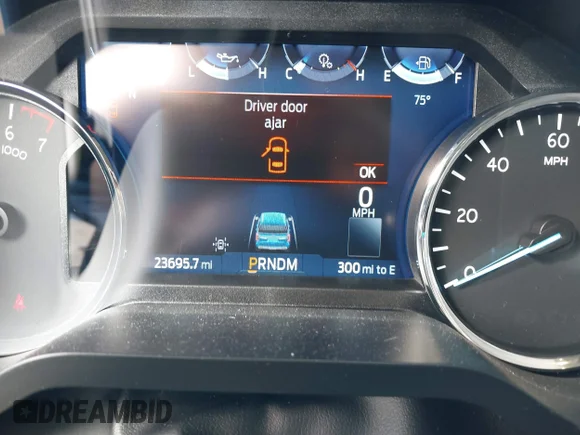 ✅ 2022 Ford Expedition XLT • VIN: 1FMJU1HT0NEA56894 • Lot: 41450620. Wystawiony na IAAI z przebiegiem 23 695 mil. Bezpłatny archiwum sprzedaży aukcyjnych z USA i szczegółowy raport historii pojazdu na DreamBid. Zdjęcie 7.