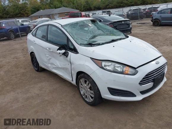 ✅ 2014 Ford Fiesta S • VIN: 3FADP4AJ2EM148057 • Лот: 45102959. Опубліковано раніше на IAAI з пробігом 99 237 миль. Безкоштовний доступ до архіву аукціонних продажів зі США та докладний звіт про історію автомобіля на DreamBid. Зображення 1.