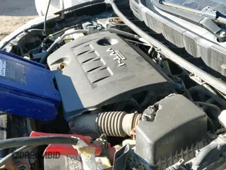 ✅ 2009 Toyota Matrix • VIN: 2T1KU40E79C055371 • Lot: 43877341. Wystawiony na IAAI z przebiegiem 161 904 mil. Bezpłatny archiwum sprzedaży aukcyjnych z USA i szczegółowy raport historii pojazdu na DreamBid. Zdjęcie 12.