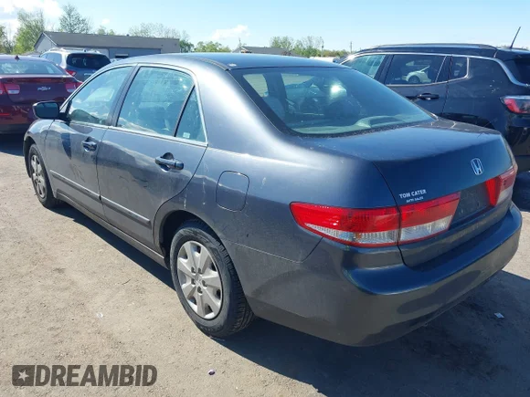 ✅ 2003 Honda Accord LX • VIN: 1HGCM56303A030437 • Lot: 44998284. Wystawiony na IAAI z przebiegiem 293 983 mil. Bezpłatny archiwum sprzedaży aukcyjnych z USA i szczegółowy raport historii pojazdu na DreamBid. Zdjęcie 3.