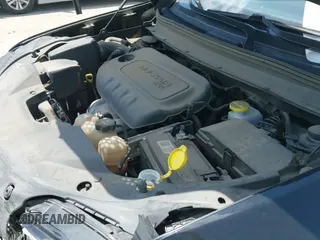 ✅ 2019 Jeep Cherokee Limited • VIN: 1C4PJLDB6KD443774 • Лот: 42721286. Опубликован ранее на IAAI с пробегом 124 105 миль. Бесплатный доступ к архиву аукционных продаж из США и подробный отчёт об истории автомобиля на DreamBid. Изображение 19.