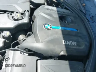 ✅ 2017 BMW 3 Series 330e • VIN: WBA8E1C31HA156664 • Lot: 43225328. Wystawiony na IAAI z przebiegiem 115 325 mil. Bezpłatny archiwum sprzedaży aukcyjnych z USA i szczegółowy raport historii pojazdu na DreamBid. Zdjęcie 20.