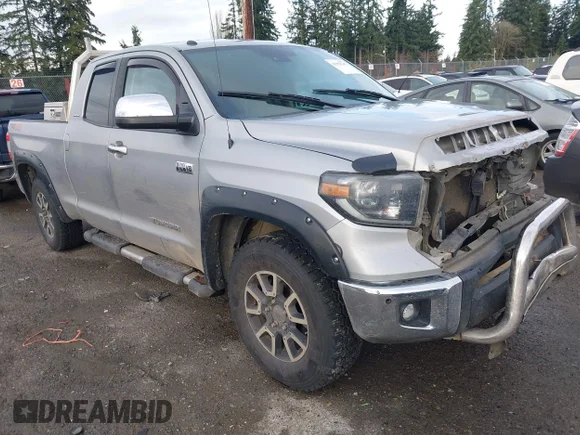 ✅ 2019 Toyota Tundra SR • VIN: 5TFBY5F11KX788280 • Lot: 43958141. Listed on IAAI with 284,590 mi. Free auction sales archive from the USA and detailed vehicle history report at DreamBid. Image 1.
