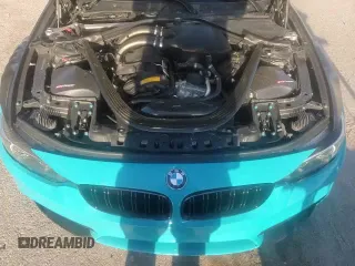 ✅ 2018 BMW M4 • VIN: WBS4Y9C58JAC87410 • Lot: 81127845. Wystawiony na Copart z przebiegiem 60 885 mil. Bezpłatny archiwum sprzedaży aukcyjnych z USA i szczegółowy raport historii pojazdu na DreamBid. Zdjęcie 13.