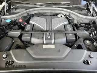 ✅ 2021 Rolls-Royce Cullinan Black Badge • VIN: SLATV8C04MU204220 • Lot: 62130645. Listed on Copart with 18,405 mi. Free auction sales archive from the USA and detailed vehicle history report at DreamBid. Image 16.