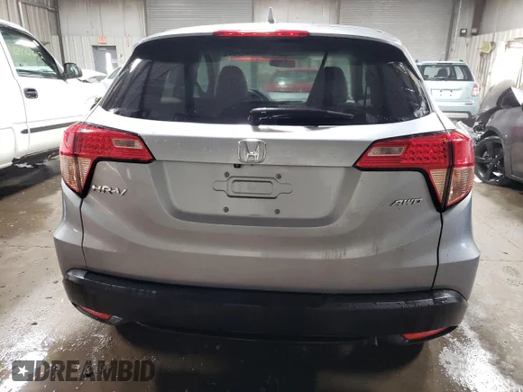✅ 2018 Honda HR-V EX • VIN: 3CZRU6H59JG719768 • Лот: 67391202. Опубликован ранее на Copart с пробегом 86 853 миль. Бесплатный доступ к архиву аукционных продаж из США и подробный отчёт об истории автомобиля на DreamBid. Изображение 6.