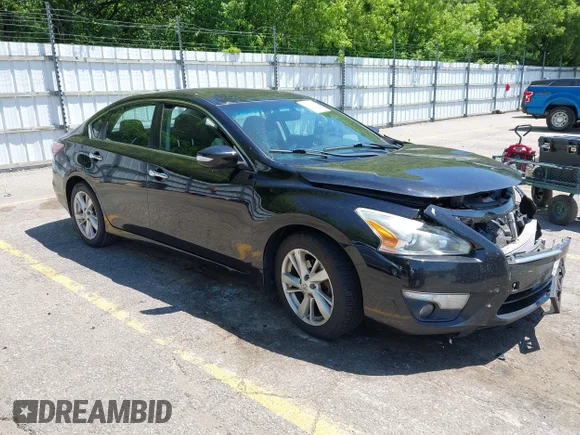✅ 2015 Nissan Altima SL • VIN: 1N4AL3AP1FC498053 • Лот: 45244012. Опубліковано раніше на IAAI з пробігом 194 172 миль. Безкоштовний доступ до архіву аукціонних продажів зі США та докладний звіт про історію автомобіля на DreamBid. Зображення 1.