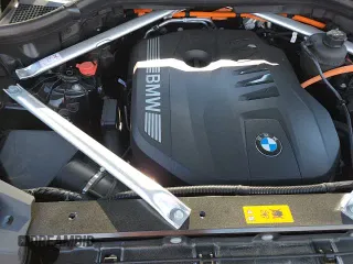 ✅ 2025 BMW X5 xDrive50e • VIN: 5UX43EU08S9Z09729 • Lot: 70327955. Listed on Copart with 6,014 mi. Free auction sales archive from the USA and detailed vehicle history report at DreamBid. Image 14.