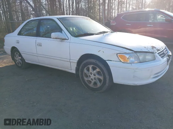 ✅ 2000 Toyota Camry LE • VIN: 4T1BF22KXYU947709 • Лот: 44632385. Опубликован ранее на IAAI с пробегом 208 439 миль. Бесплатный доступ к архиву аукционных продаж из США и подробный отчёт об истории автомобиля на DreamBid. Изображение 1.