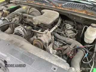 ✅ 2006 Chevrolet Silverado 1500 • VIN: 1GBJC33D36F179611 • Lot: 56563245. Wystawiony na Copart z przebiegiem 365 018 mil. Bezpłatny archiwum sprzedaży aukcyjnych z USA i szczegółowy raport historii pojazdu na DreamBid. Zdjęcie 11.