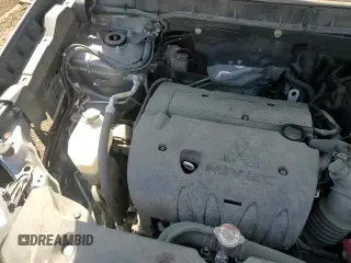 ✅ 2019 Mitsubishi Outlander ES • VIN: JA4AP3AU6KU002571 • Lot: 52652875. Listed on Copart with 101,204 mi. Free auction sales archive from the USA and detailed vehicle history report at DreamBid. Image 14.