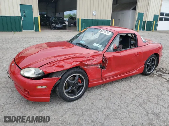 ✅ 2000 Mazda MX-5 Miata • VIN: JM1NB3538Y0155122 • Lot: 62815735. Wystawiony na Copart z przebiegiem 126 635 mil. Bezpłatny archiwum sprzedaży aukcyjnych z USA i szczegółowy raport historii pojazdu na DreamBid. Zdjęcie 1.