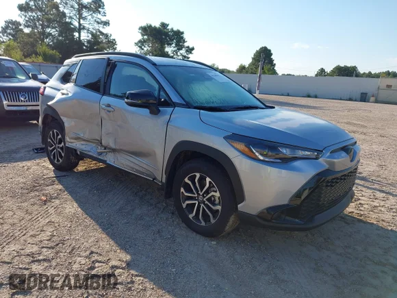 ✅ 2025 Toyota Corolla Cross Hybrid XSE • VIN: 7MUFBABG5SV086156 • Lot: 43320563. Listed on IAAI with 1,355 mi. Free auction sales archive from the USA and detailed vehicle history report at DreamBid. Image 1.