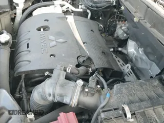 ✅ 2021 Mitsubishi Outlander SE • VIN: JA4APVAU5MU012118 • Lot: 42779252. Listed on IAAI with 76,447 mi. Free auction sales archive from the USA and detailed vehicle history report at DreamBid. Image 19.