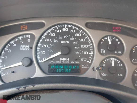 ✅ 2001 GMC Yukon Denali • VIN: 1GKEK63U11J175679 • Lot: 43324772. Wystawiony na IAAI z przebiegiem 237 192 mil. Bezpłatny archiwum sprzedaży aukcyjnych z USA i szczegółowy raport historii pojazdu na DreamBid. Zdjęcie 7.
