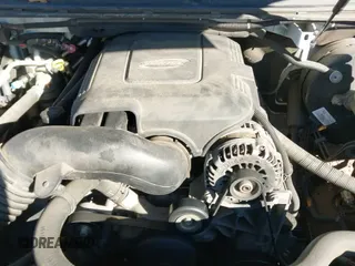 ✅ 2007 Chevrolet Tahoe LTZ • VIN: 1GNFC13JX7J129838 • Лот: 43797018. Опубликован ранее на IAAI с пробегом Не указан. Бесплатный доступ к архиву аукционных продаж из США и подробный отчёт об истории автомобиля на DreamBid. Изображение 12.