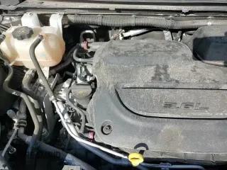 ✅ 2023 Chrysler Voyager LX • VIN: 2C4RC1CG7PR551751 • Lot: 86297195. Wystawiony na Copart z przebiegiem 69 573 mil. Bezpłatny archiwum sprzedaży aukcyjnych z USA i szczegółowy raport historii pojazdu na DreamBid. Zdjęcie 15.