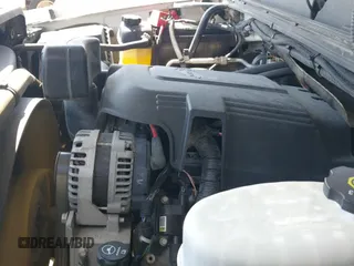 ✅ 2012 Chevrolet Silverado 2500HD Work Truck • VIN: 1GB0CVCG6CF190406 • Lot: 43387017. Wystawiony na IAAI z przebiegiem 162 748 mil. Bezpłatny archiwum sprzedaży aukcyjnych z USA i szczegółowy raport historii pojazdu na DreamBid. Zdjęcie 18.