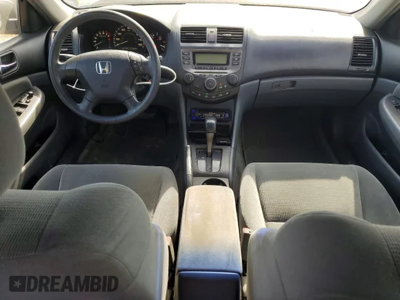 ✅ 2007 Honda Accord LX • VIN: 1HGCM56437A144351 • Lot: 51794336. Wystawiony na Copart z przebiegiem 227 737 mil. Bezpłatny archiwum sprzedaży aukcyjnych z USA i szczegółowy raport historii pojazdu na DreamBid. Zdjęcie 8.