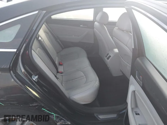 ✅ 2018 Hyundai Sonata Limited • VIN: 5NPE34AF8JH679267 • Lot: 44584189. Wystawiony na IAAI z przebiegiem 205 177 mil. Bezpłatny archiwum sprzedaży aukcyjnych z USA i szczegółowy raport historii pojazdu na DreamBid. Zdjęcie 8.