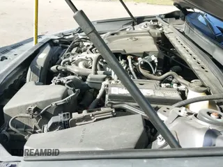 2020 Toyota Camry SE with VIN 4T1G11AK8LU939715, listed as a IAAI auction lot 43295305 with 100,539 mi miles and . Bid and sale history available at DreamBid. Image 20.