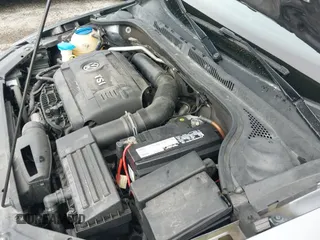 ✅ 2015 Volkswagen Jetta SE • VIN: 3VWD17AJ7FM403040 • Lot: 43294657. Wystawiony na IAAI z przebiegiem 116 674 mil. Bezpłatny archiwum sprzedaży aukcyjnych z USA i szczegółowy raport historii pojazdu na DreamBid. Zdjęcie 12.