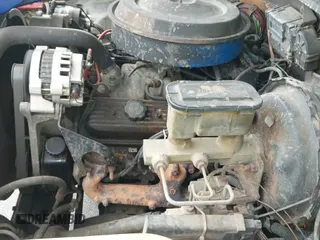 ✅ 1990 GMC Sierra 2500 • VIN: 1GTFK24H3LE526890 • Lot: 42102987. Listed on IAAI with 184,502 mi. Free auction sales archive from the USA and detailed vehicle history report at DreamBid. Image 15.