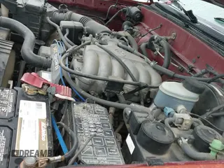 ✅ 2001 Toyota Tacoma • VIN: 5TEHN72N61Z813799 • Lot: 43177429. Wystawiony na IAAI z przebiegiem 215 311 mil. Bezpłatny archiwum sprzedaży aukcyjnych z USA i szczegółowy raport historii pojazdu na DreamBid. Zdjęcie 20.