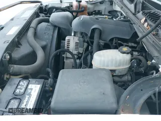 ✅ 2004 GMC Sierra 2500 SLE • VIN: 1GTGK23U24F135017 • Lot: 43037939. Wystawiony na IAAI z przebiegiem 178 742 mil. Bezpłatny archiwum sprzedaży aukcyjnych z USA i szczegółowy raport historii pojazdu na DreamBid. Zdjęcie 21.