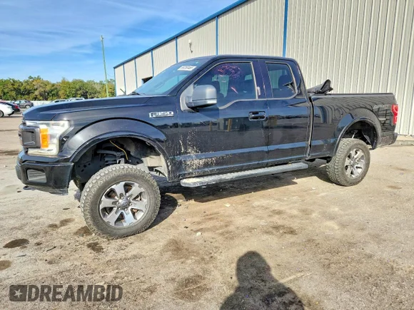 ✅ 2018 Ford F-150 XLT • VIN: 1FTEX1EP8JFC31319 • Lot: 45655886. Wystawiony na Copart z przebiegiem 151 581 mil. Bezpłatny archiwum sprzedaży aukcyjnych z USA i szczegółowy raport historii pojazdu na DreamBid. Zdjęcie 1.
