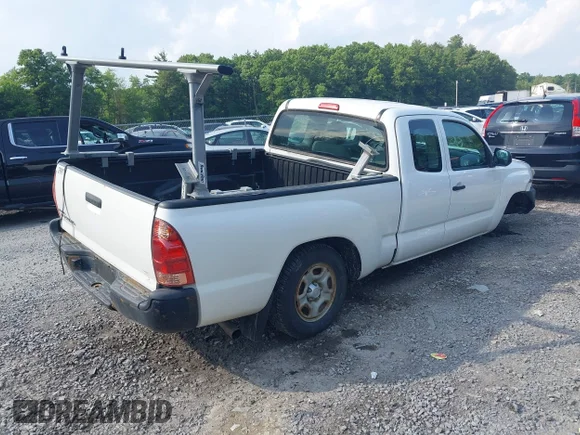 ✅ 2015 Toyota Tacoma • VIN: 5TFTX4CN3FX059132 • Lot: 45496914. Wystawiony na IAAI z przebiegiem 113 789 mil. Bezpłatny archiwum sprzedaży aukcyjnych z USA i szczegółowy raport historii pojazdu na DreamBid. Zdjęcie 4.