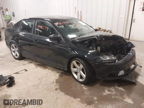 ✅ 2014 Volkswagen Jetta • VIN: 3VW1K7AJ8EM391561 • Lot: 44980759. Listed on IAAI with 91,538 mi. Free auction sales archive from the USA and detailed vehicle history report at DreamBid. Image 1.