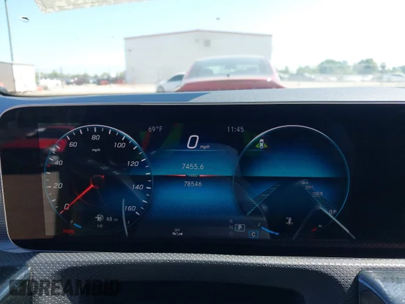 ✅ 2020 Mercedes-Benz CLA 250 • VIN: WDD5J4GB3LN076066 • Lot: 44814928. Wystawiony na IAAI z przebiegiem 80 000 mil. Bezpłatny archiwum sprzedaży aukcyjnych z USA i szczegółowy raport historii pojazdu na DreamBid. Zdjęcie 7.