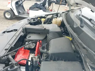 ✅ 2021 Chrysler Voyager LX • VIN: 2C4RC1CGXMR531232 • Lot: 43332301. Wystawiony na IAAI z przebiegiem 144 032 mil. Bezpłatny archiwum sprzedaży aukcyjnych z USA i szczegółowy raport historii pojazdu na DreamBid. Zdjęcie 19.