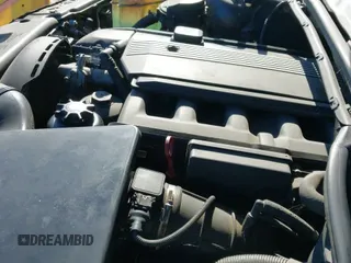 ✅ 2001 BMW 3 Series 325i • VIN: WBAAN37411ND47423 • Lot: 42687728. Listed on IAAI with 218,066 mi. Free auction sales archive from the USA and detailed vehicle history report at DreamBid. Image 12.