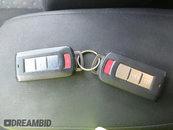 ✅ 2012 Mitsubishi Outlander SE • VIN: JA4AP4AU4CZ004622 • Лот: 45156555. Опубліковано раніше на IAAI з пробігом 161 230 миль. Безкоштовний доступ до архіву аукціонних продажів зі США та докладний звіт про історію автомобіля на DreamBid. Зображення 11.