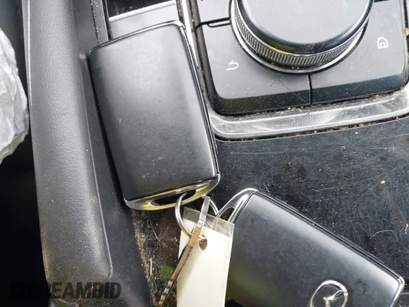 ✅ 2019 Mazda 3 Preferred • VIN: JM1BPBMM4K1130776 • Лот: 42226637. Опубліковано раніше на IAAI з пробігом 61 625 миль. Безкоштовний доступ до архіву аукціонних продажів зі США та докладний звіт про історію автомобіля на DreamBid. Зображення 11.