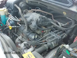 ✅ 2010 Volkswagen Routan S • VIN: 2V4RW4D11AR388613 • Lot: 42482980. Listed on IAAI with 213,884 mi. Free auction sales archive from the USA and detailed vehicle history report at DreamBid. Image 19.