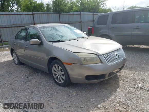 ✅ 2008 Mercury Milan • VIN: 3MEHM01108R654165 • Lot: 45325612. Wystawiony na IAAI z przebiegiem 212 302 mil. Bezpłatny archiwum sprzedaży aukcyjnych z USA i szczegółowy raport historii pojazdu na DreamBid. Zdjęcie 1.