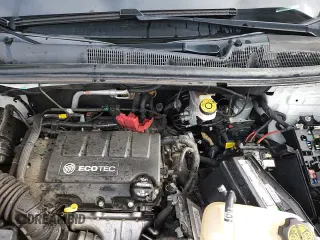 ✅ 2018 Buick Encore Preferred • VIN: KL4CJESB6JB584698 • Lot: 85695655. Listed on Copart with 43,979 mi. Free auction sales archive from the USA and detailed vehicle history report at DreamBid. Image 17.