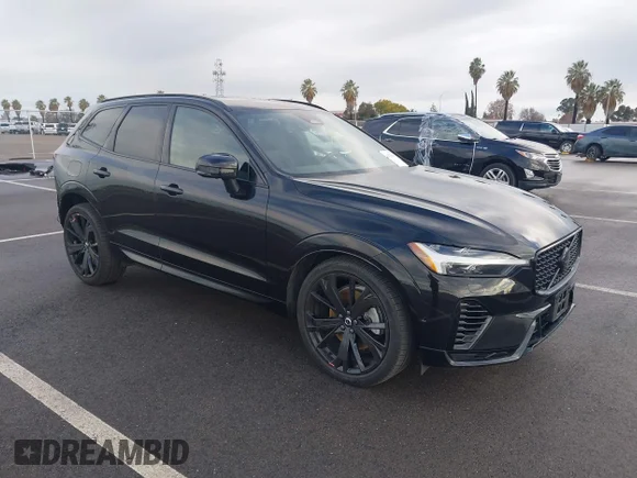 ✅ 2024 Volvo XC60 Ultimate Black Edition • VIN: YV4H60DJ3R1842467 • Lot: 43978048. Listed on IAAI with 22,886 mi. Free auction sales archive from the USA and detailed vehicle history report at DreamBid. Image 1.