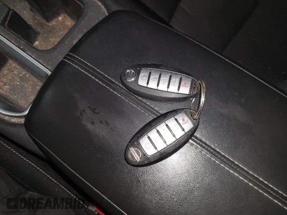 ✅ 2021 Nissan Sentra SV • VIN: 3N1AB8CV3MY309030 • Lot: 43833025. Wystawiony na IAAI z przebiegiem 94 788 mil. Bezpłatny archiwum sprzedaży aukcyjnych z USA i szczegółowy raport historii pojazdu na DreamBid. Zdjęcie 11.