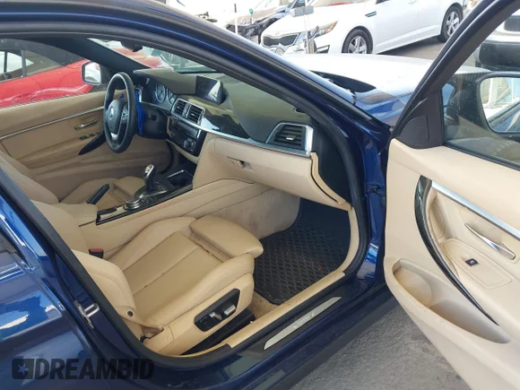 ✅ 2016 BMW 3 Series 328i • VIN: WBA8E9G59GNT43605 • Lot: 44984153. Wystawiony na IAAI z przebiegiem 98 683 mil. Bezpłatny archiwum sprzedaży aukcyjnych z USA i szczegółowy raport historii pojazdu na DreamBid. Zdjęcie 5.
