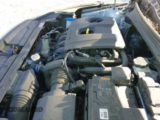 ✅ 2019 Kia Forte LXS • VIN: 3KPF24AD4KE021988 • Lot: 43403780. Wystawiony na IAAI z przebiegiem 30 325 mil. Bezpłatny archiwum sprzedaży aukcyjnych z USA i szczegółowy raport historii pojazdu na DreamBid. Zdjęcie 19.