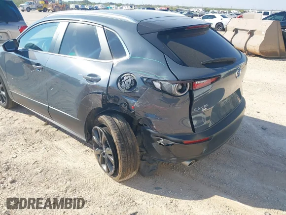 ✅ 2025 Mazda CX-30 S Preferred • VIN: 3MVDMBCM4SM765937 • Лот: 43390746. Опубліковано раніше на IAAI з пробігом 22 714 миль. Безкоштовний доступ до архіву аукціонних продажів зі США та докладний звіт про історію автомобіля на DreamBid. Зображення 6.