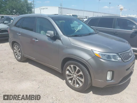 ✅ 2014 Kia Sorento SX • VIN: 5XYKW4A71EG453040 • Лот: 45143793. Опубликован ранее на IAAI с пробегом 102 086 миль. Бесплатный доступ к архиву аукционных продаж из США и подробный отчёт об истории автомобиля на DreamBid. Изображение 1.