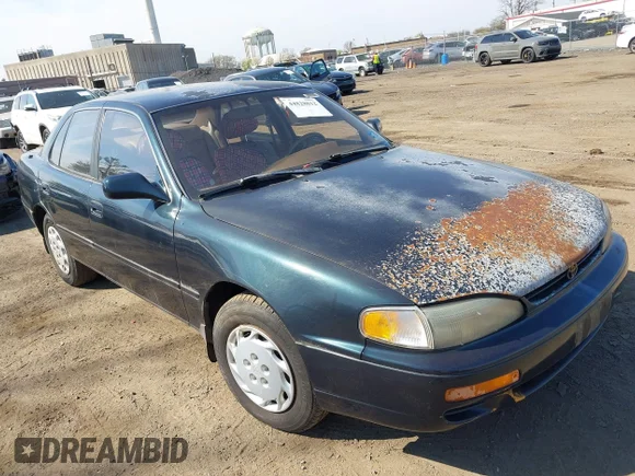 ✅ 1995 Toyota Camry LE • VIN: 4T1SK12E3SU559731 • Лот: 44828012. Опубликован ранее на IAAI с пробегом 228 236 миль. Бесплатный доступ к архиву аукционных продаж из США и подробный отчёт об истории автомобиля на DreamBid. Изображение 1.